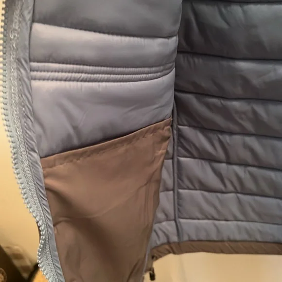 Johnnie O Men’s Harwich Lightweight Quilted Puffer Vest Pewter M - Picture 7 of 8